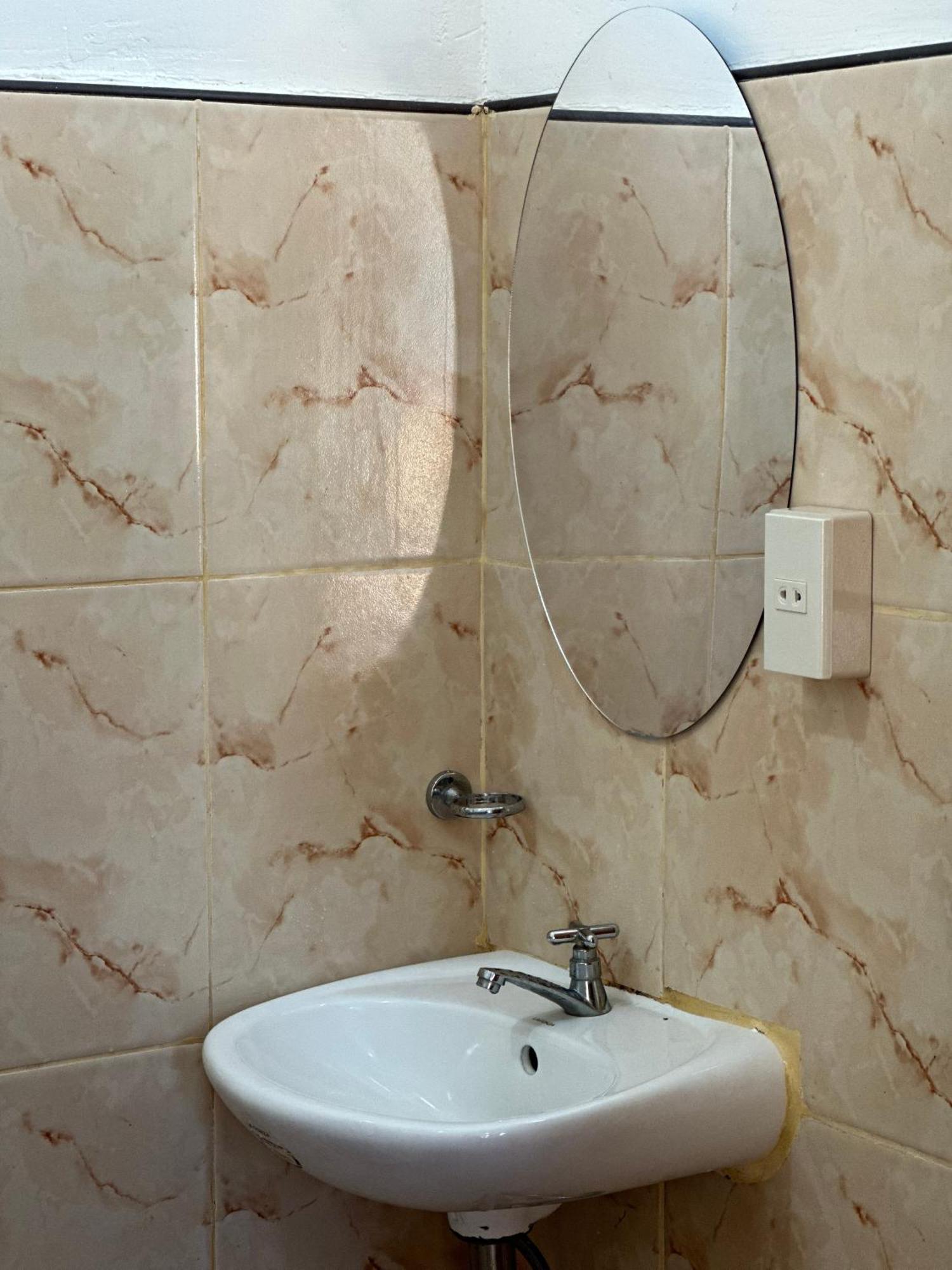 Trisha Guesthouse San Vicente  Buitenkant foto