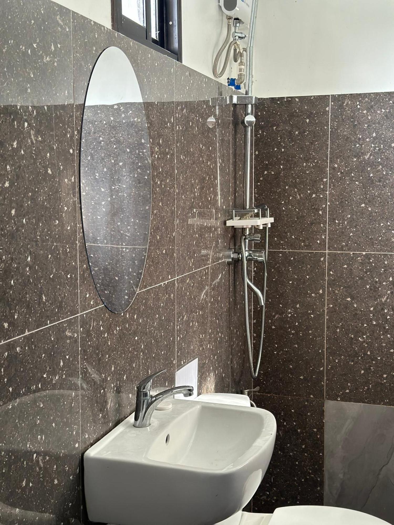 Trisha Guesthouse San Vicente  Buitenkant foto
